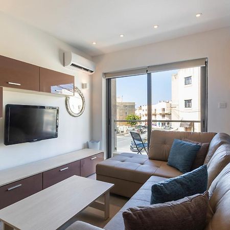 High-End Central Apt With Comfy Bed & Super Wifi By 360 Estates San Ġwann Exteriör bild